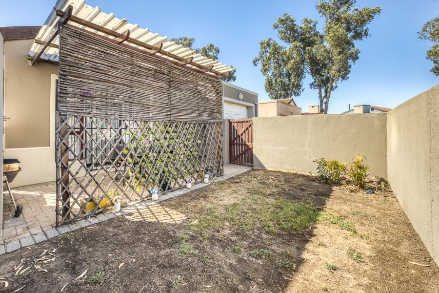 3 Bedroom Property for Sale in Vredelust Western Cape